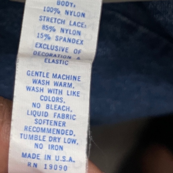 Olga Womens Lace Cami Top Size XL Cream Undershirt Loungewear Coquette - Picture 13 of 13